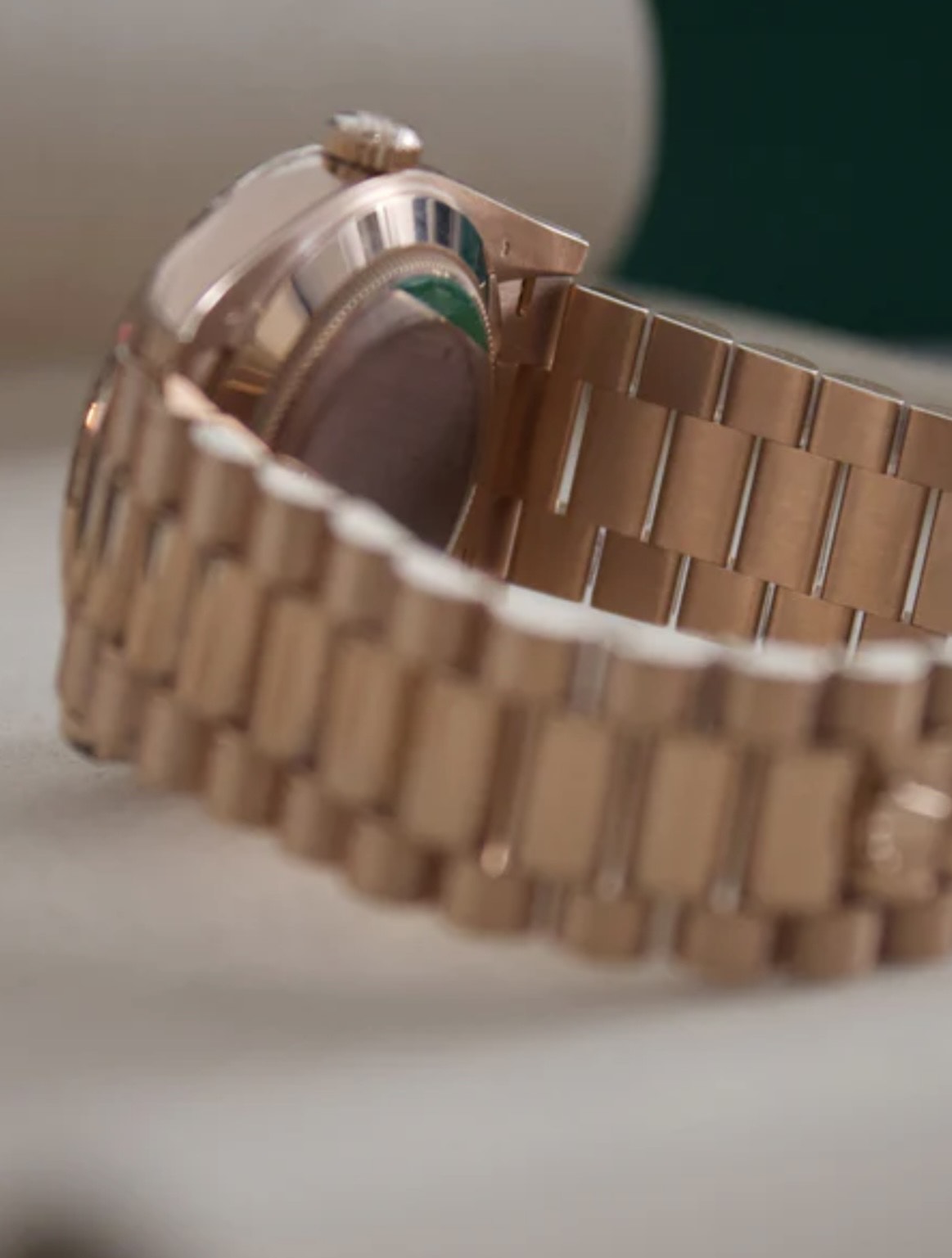 Rolex Daydate 40 ' Presidential " Rose Gold Chocolate Roman Dial